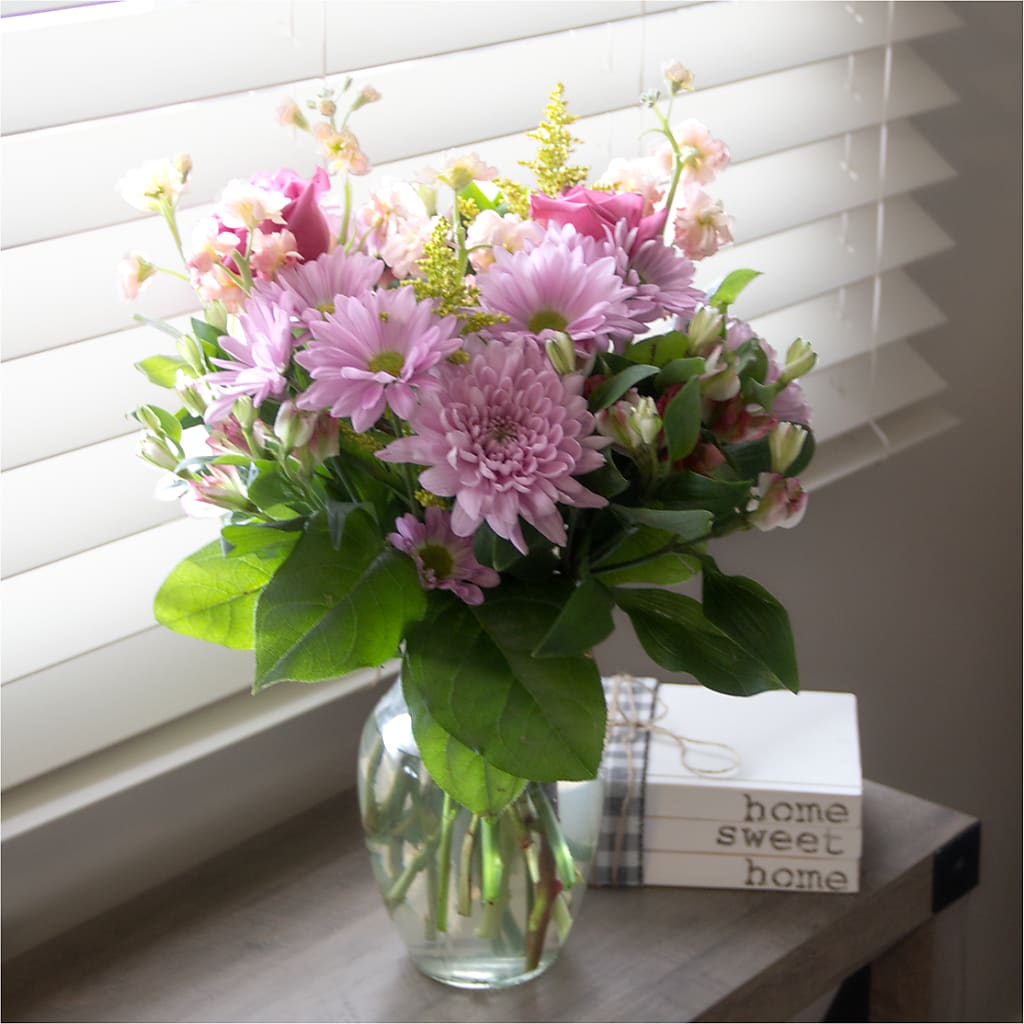 Pastel Tradition - A Florist Original – Flowers And Decor Same Day, Vero Beach FL