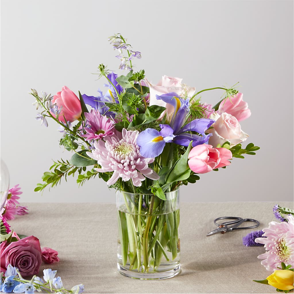 Pastel Tradition - A Florist Original – Flowers And Decor Same Day, Vero Beach FL