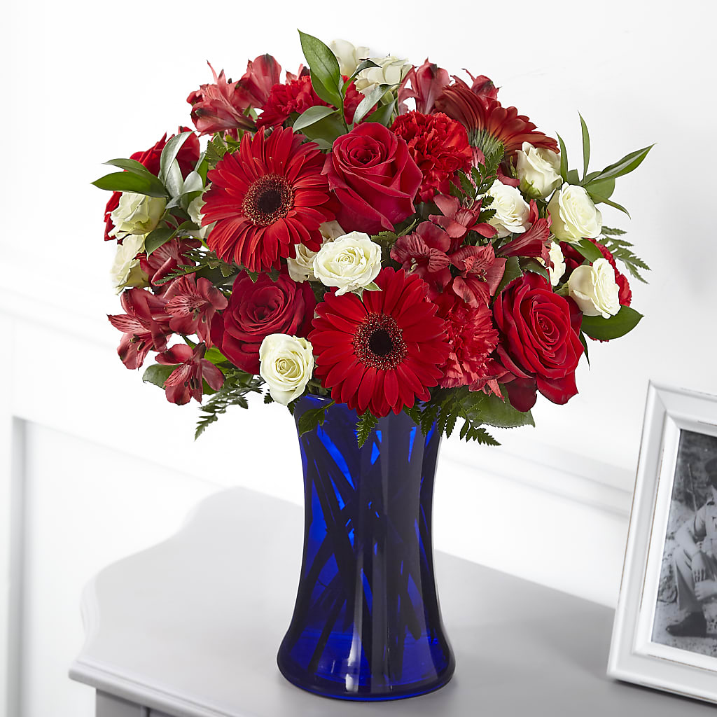 Hearts Embrace Bouquet – Flowers And Decor Same Day, Vero Beach FL