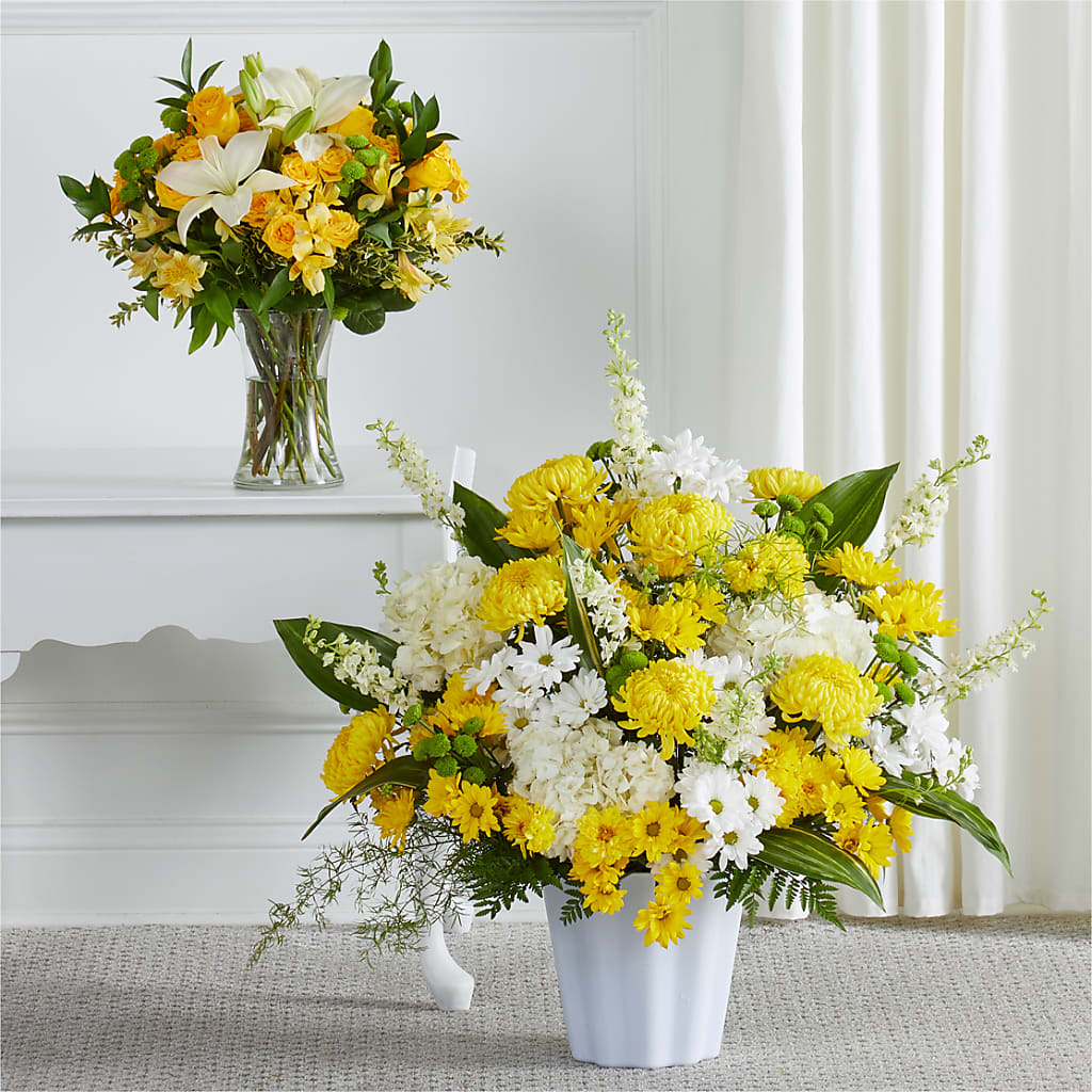 Warm Remembrance Bundles – Flowers And Decor Same Day, Vero Beach FL