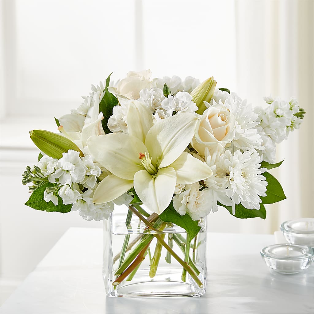 Gentle Breeze Bouquet – Flowers And Decor Same Day, Vero Beach FL