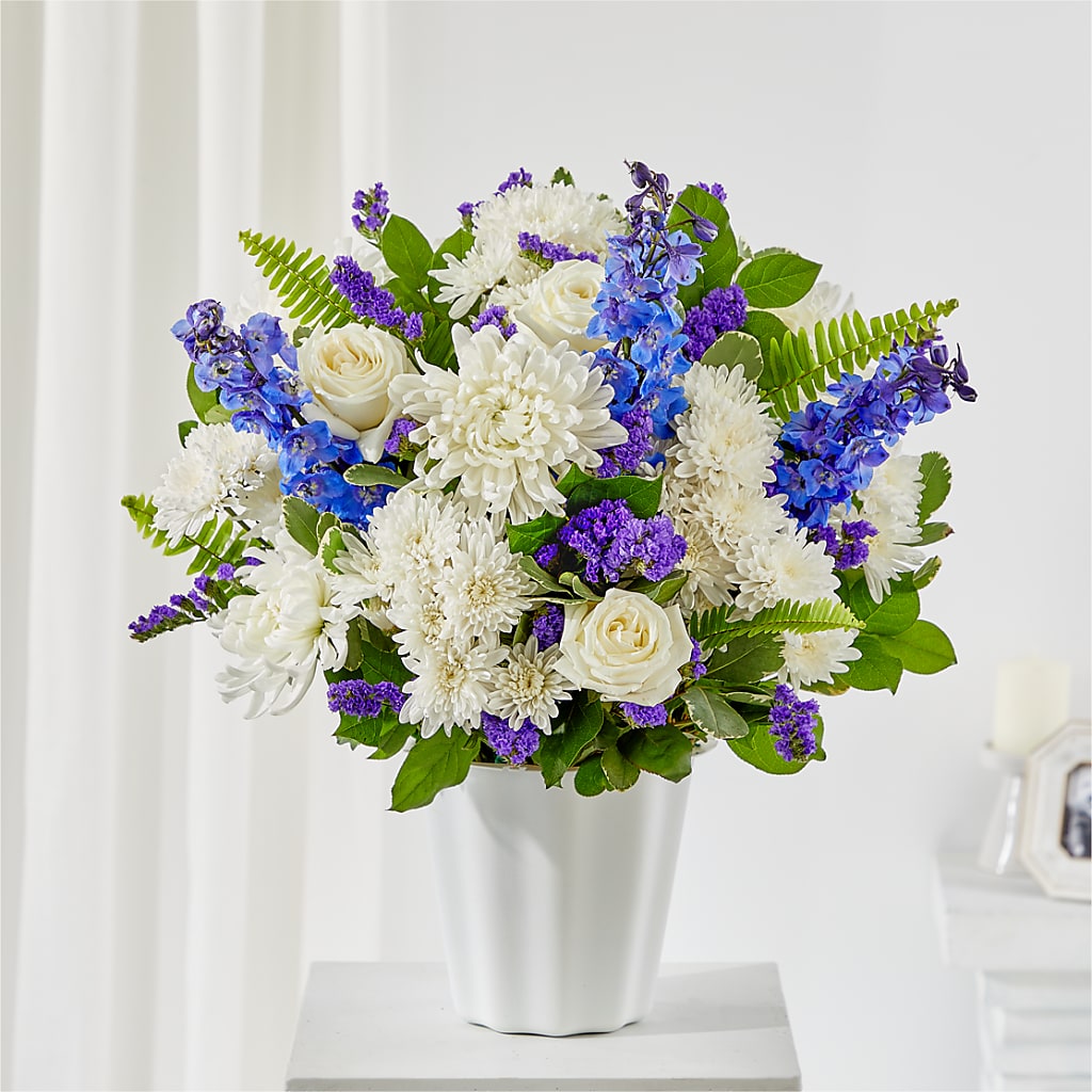Hold Dear Tabletop Basket – Flowers And Decor Same Day, Vero Beach FL