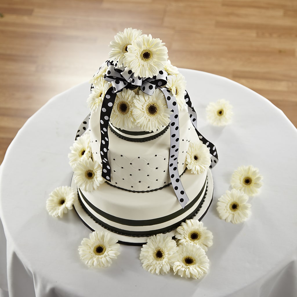 Simple Sophistication Cake Décor – Flowers And Decor Same Day, Vero Beach FL