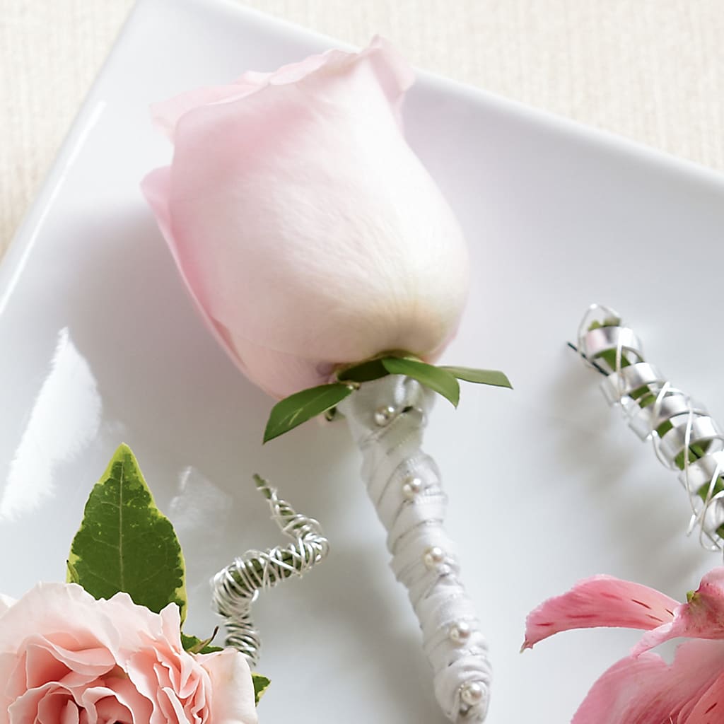 Pink Rose Boutonniere – Flowers And Decor Same Day, Vero Beach FL