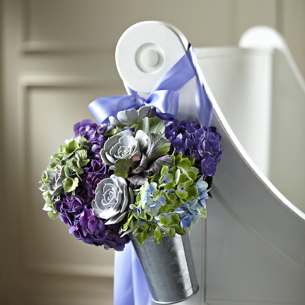 Declaration Pew Décor – Flowers And Decor Same Day, Vero Beach FL