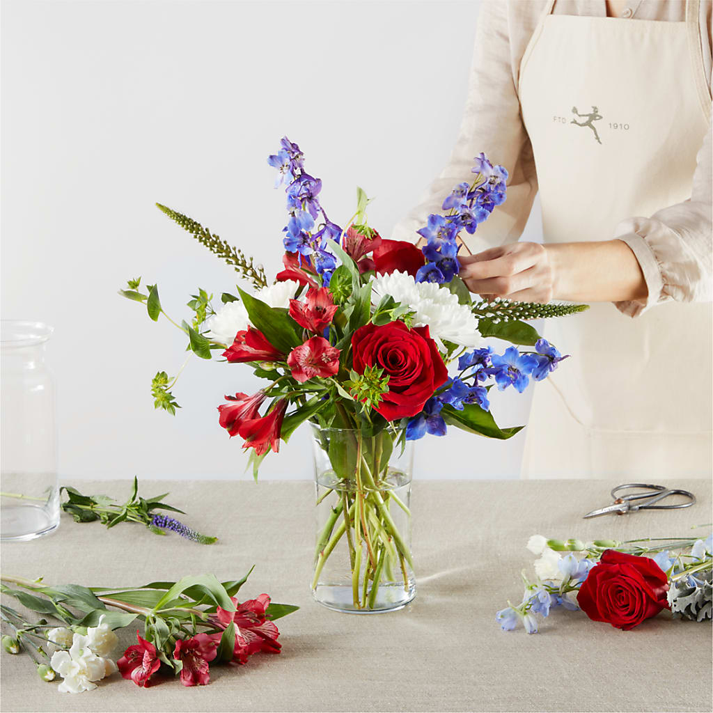 Star Spangled - A Florist Original –  Flowers And Decor Same Day, Vero Beach FL