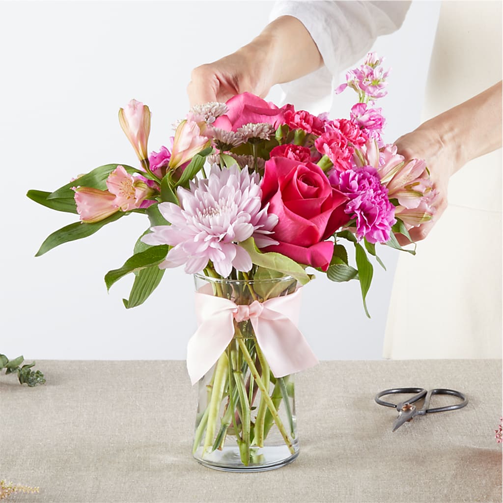 Pink Ribbon - A Florist Original –  Flowers And Decor Same Day, Vero Beach FL