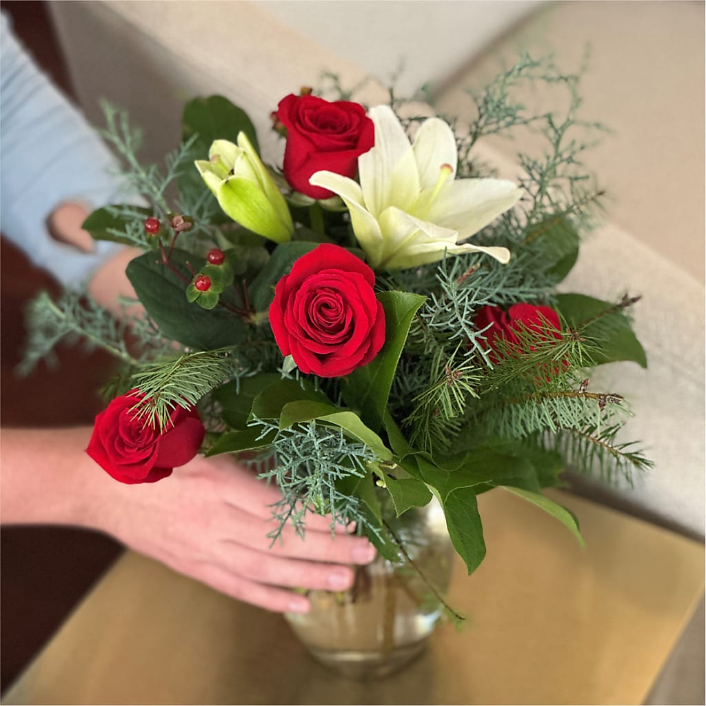 Glittering Lights Bouquet –  Flowers And Decor Same Day, Vero Beach FL