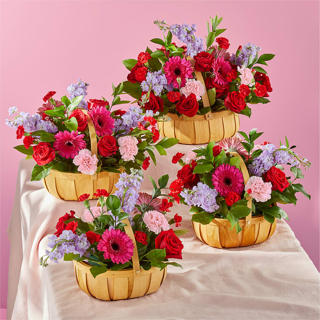 Pink Picnic Basket –  Flowers And Decor Same Day, Vero Beach FL