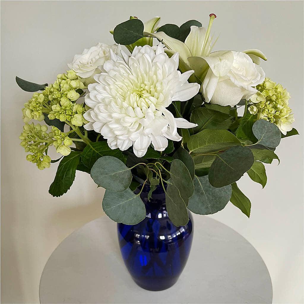 Snowy Dreams Bouquet –  Flowers And Decor Same Day, Vero Beach FL