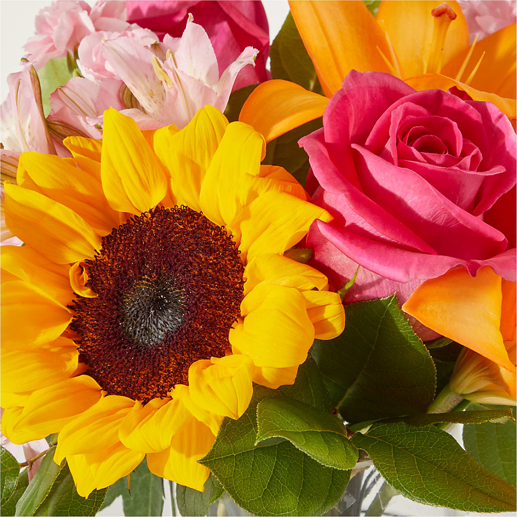 In Full Swing Bouquet –  Flowers And Decor Same Day, Vero Beach FL