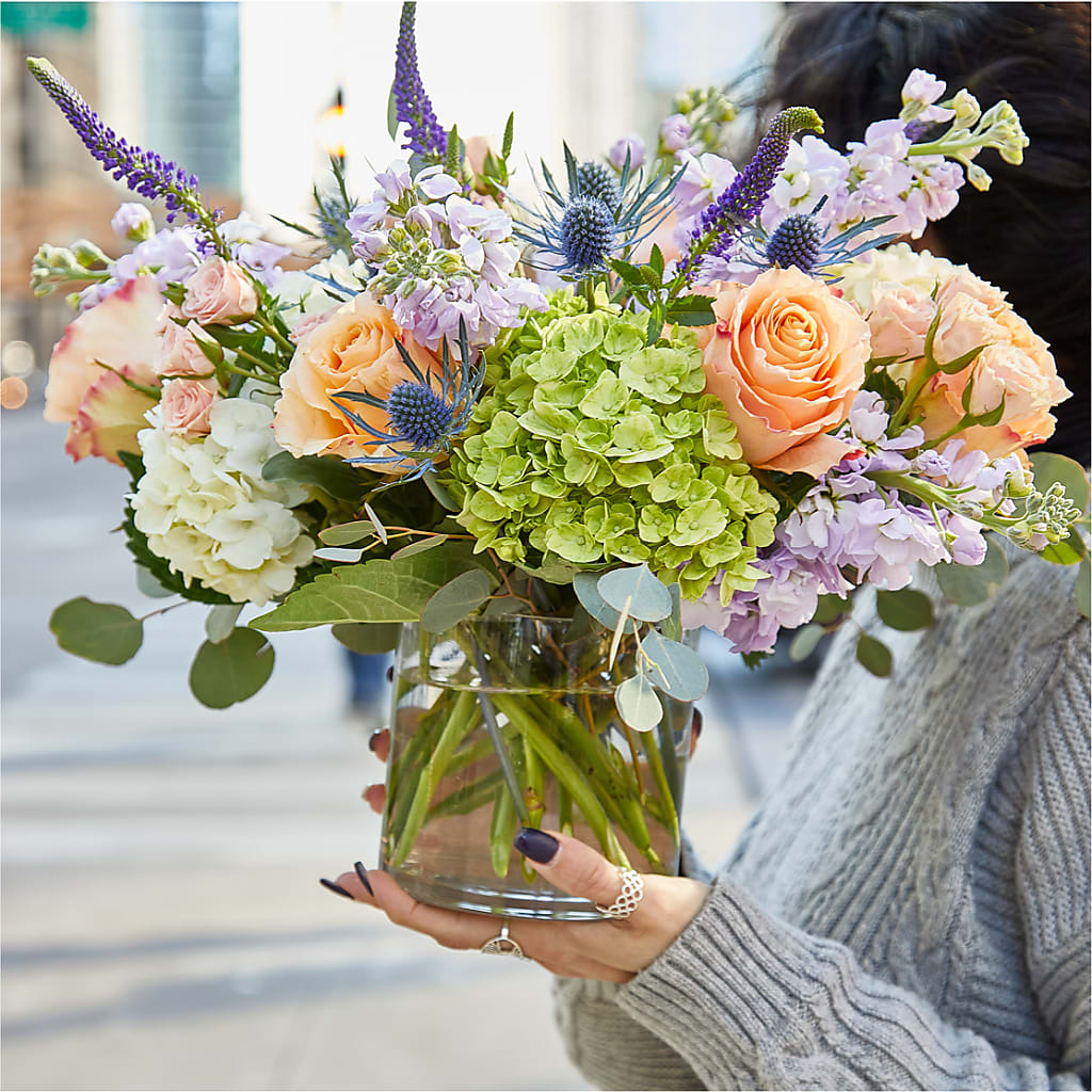 Porch Swing Bouquet –  Flowers And Decor Same Day, Vero Beach FL