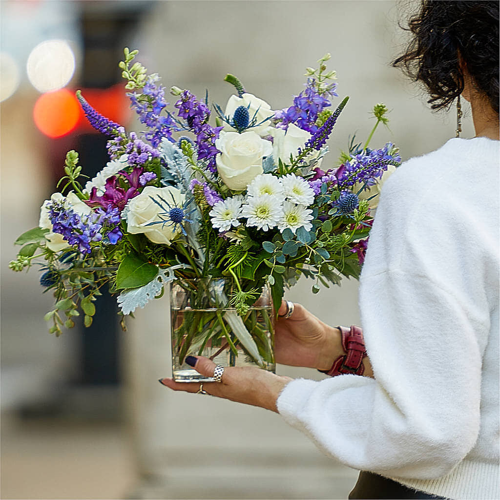 Shooting Star Bouquet –  Flowers And Decor Same Day, Vero Beach FL