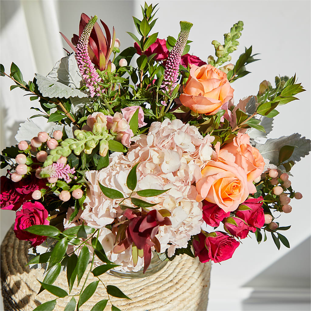 Glitz & Glam Bouquet –  Flowers And Decor Same Day, Vero Beach FL
