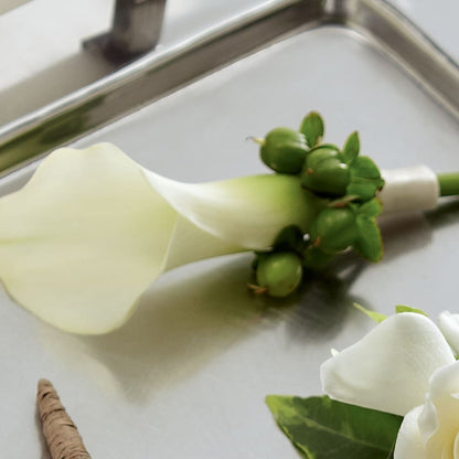 White Calla Boutonniere –  Flowers And Decor Same Day, Vero Beach FL